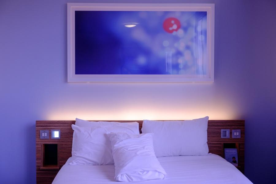 Semi- Deluxe Single Room
